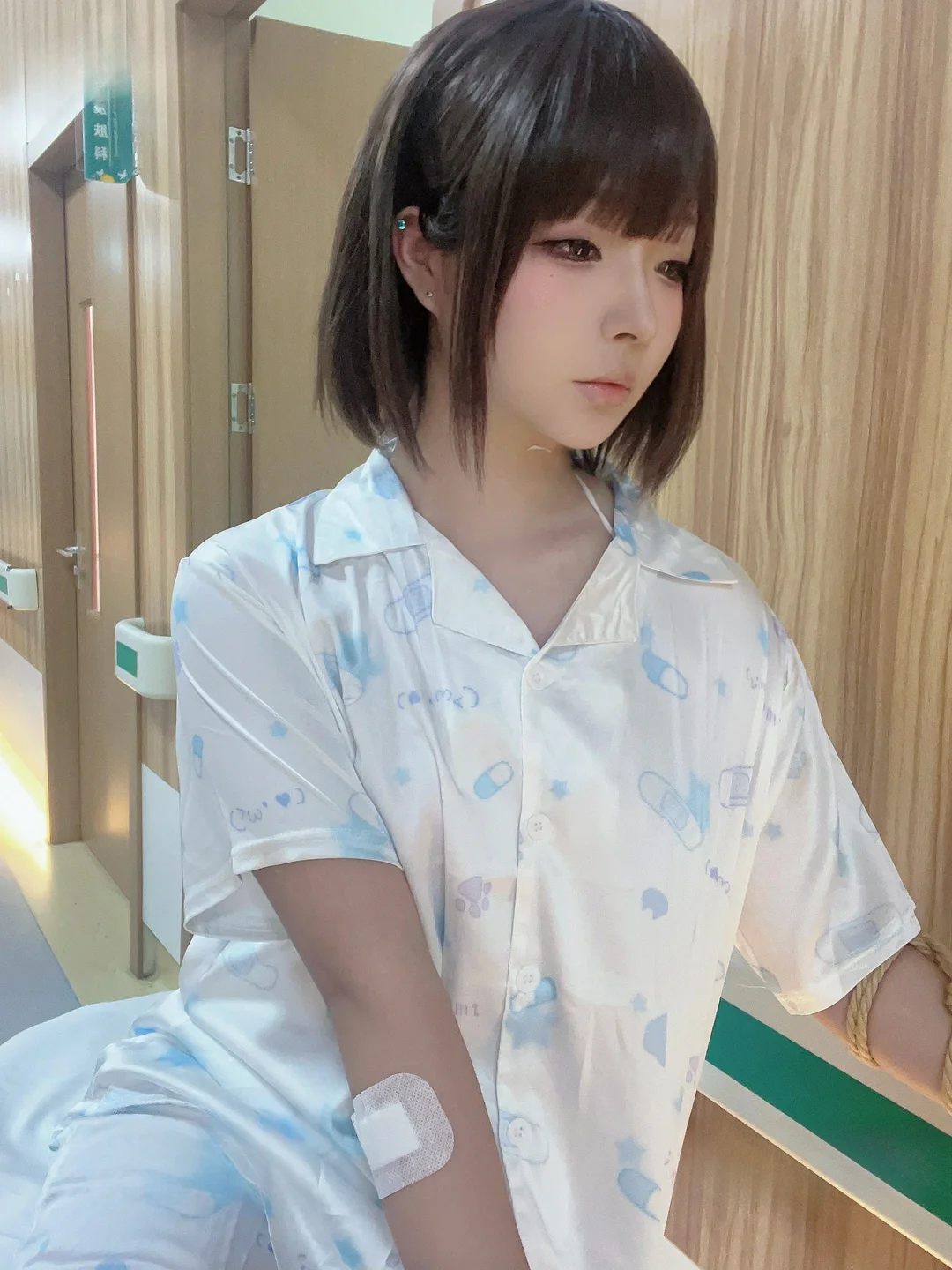 yuuhui玉汇 - 生病的妹妹 [37P,2V-234MB] tg@simisebaisi 【丝足阁】004.webp